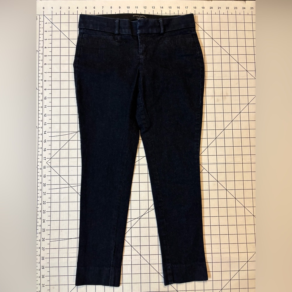 Banana Republic Women’s Size 00‎ Petite Navy Denim Sloan Crop Pants